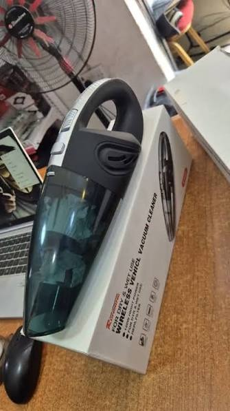 Portable Wireless Car Vacuum Cleaner with Accessories view 2